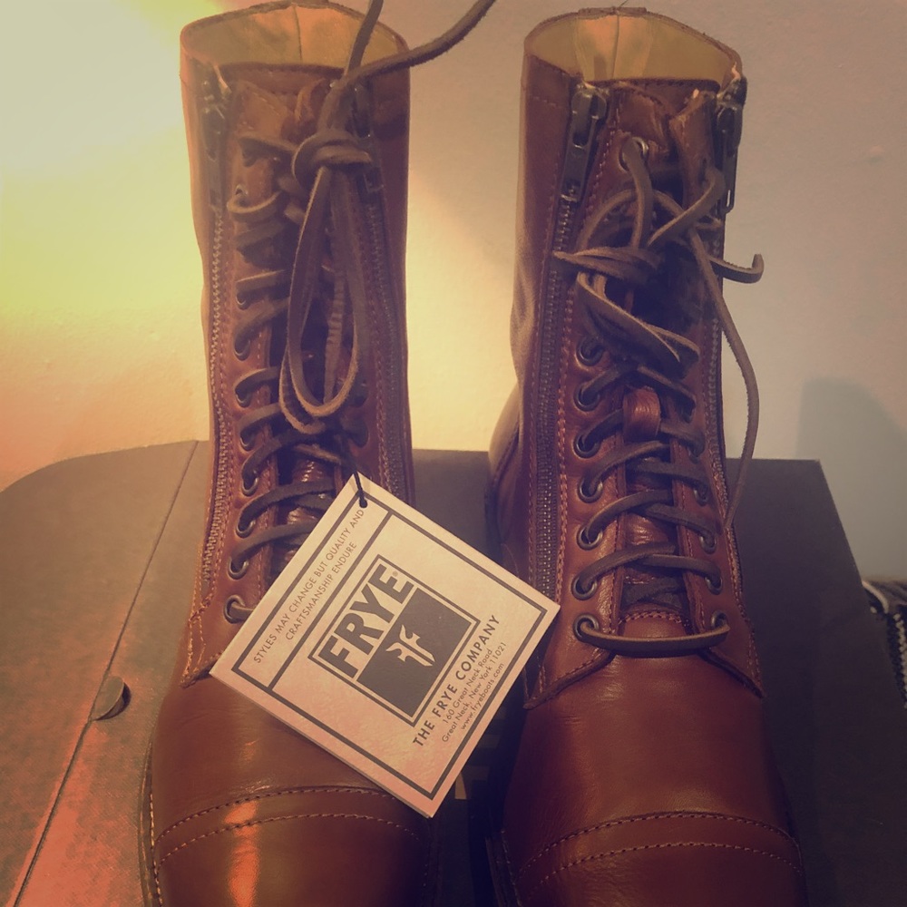 Men’s Frye Boots BRAND NEW